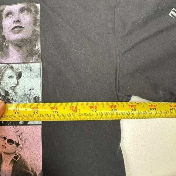 Taylor Swift Eras Tour Black T-shirt - Picture 5 of 6